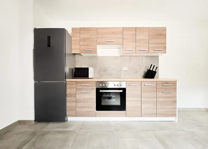 Apartment Tolstov - Monteurwohnung Mit 3 Zimmern - Dachgeschoss - Parkplatz Duisburg